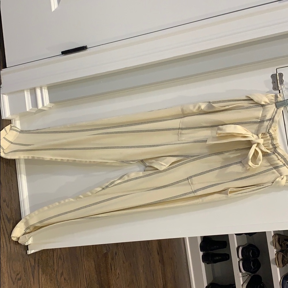 H&M cropped linen pants